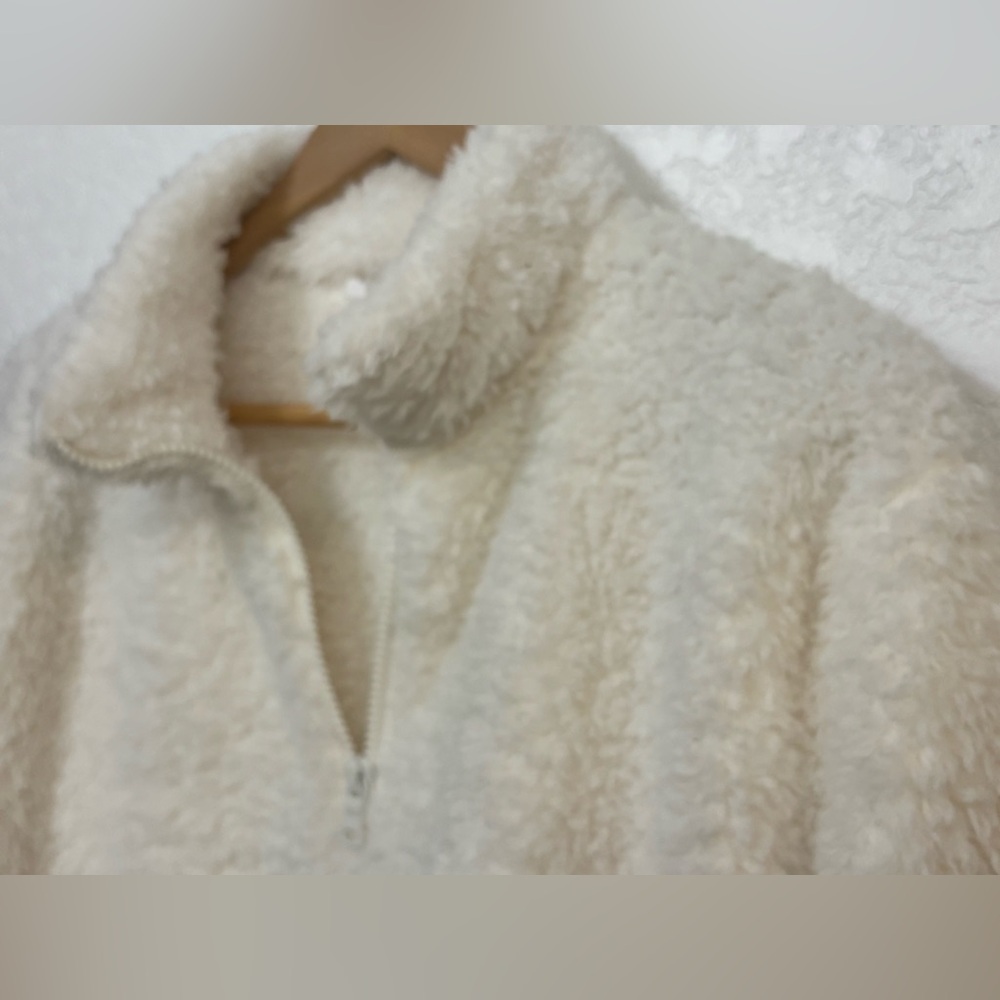 ❄️ GAP Brand | Winter White, 1/4 Zip Pullover Jacket, Medium, Soft, EUC - Picture 2 of 16